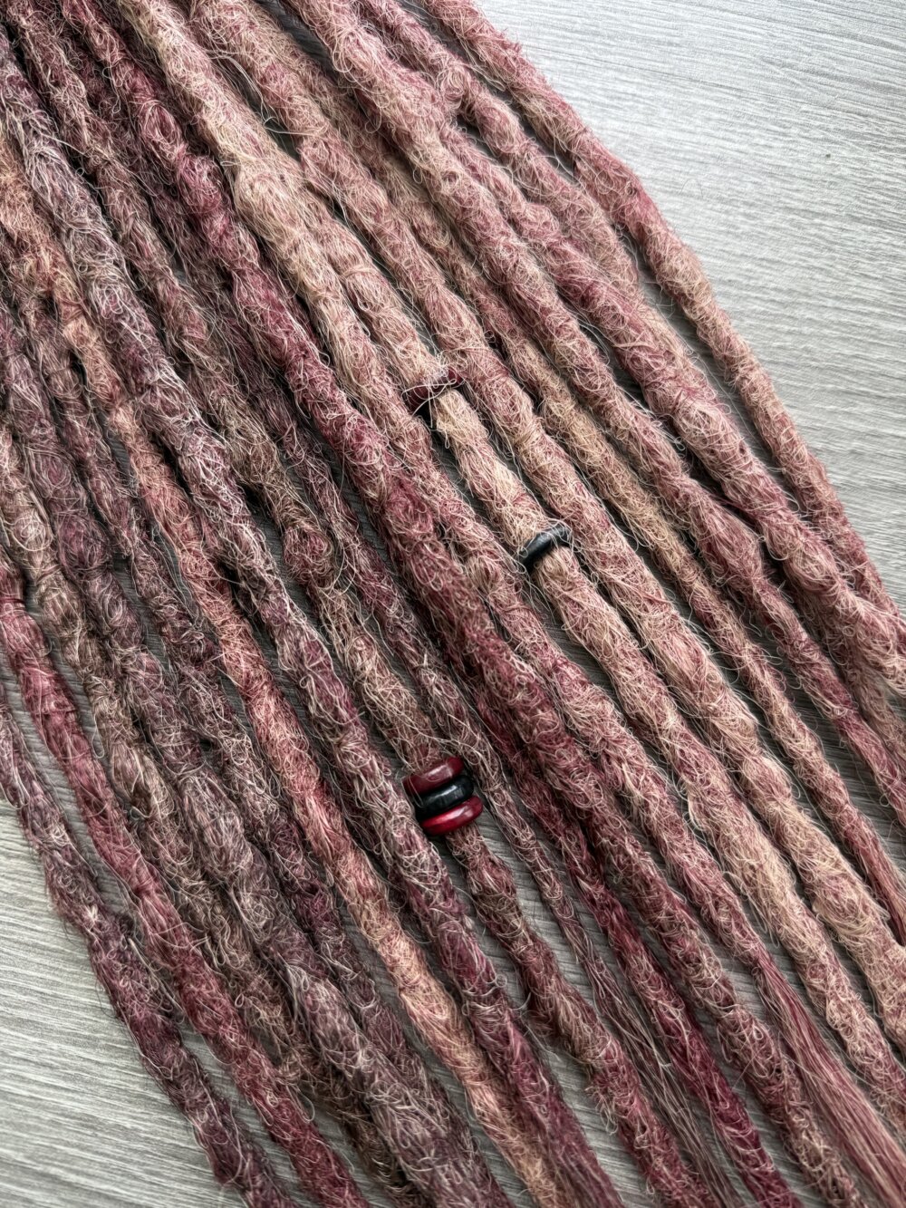 MINI zestaw dredloków „Wiśnia blond” - obrazek 3