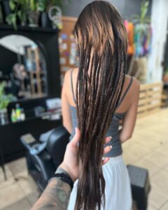 Długie przedłużane dredy w Warszawie