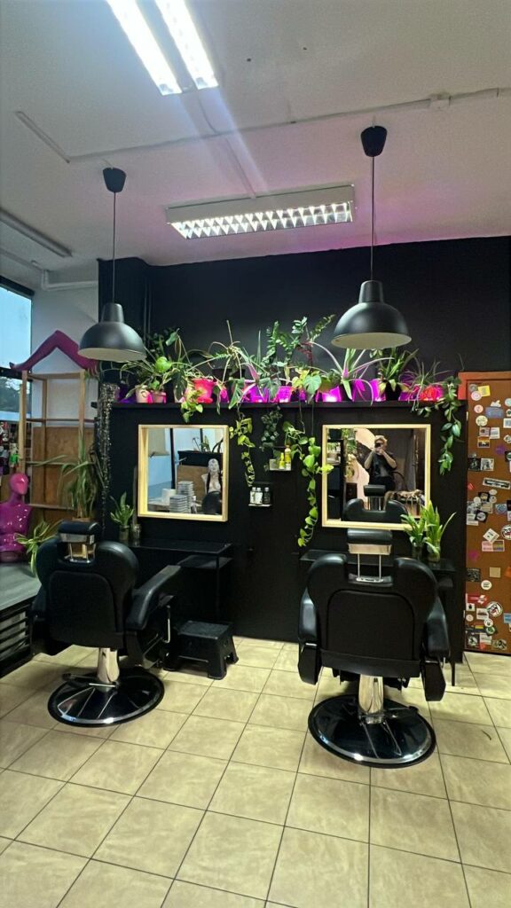 Prezent dla osoby z dredami: voucher, karnet i drobiazgi, które się przydadzą